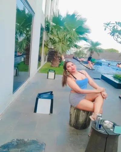 Escort Chalisgaon